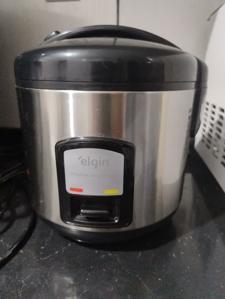 foto de Panela De Arroz Elétrica Elgin 400w 5 Xícaras Cor Preto