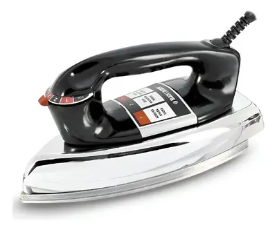foto de Ferro de Passar Roupa à Seco Black+Decker VFA1110XM6 Base de Alumínio
