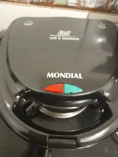 foto de Sanduicheira Fast Grill e Sandwich, Mondial, 750W - S-12