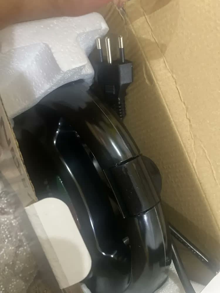 foto de Sanduicheira Grill Antiaderente 750 Watts Preta S-12 Mondial Cor Preto