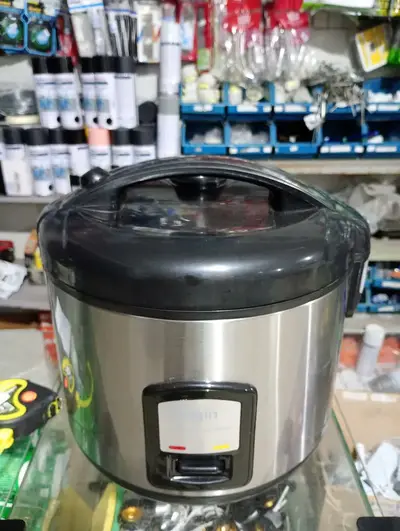 foto de Panela Arroz Eletrica 10 Xicaras Inox 700w Rizzo Elgin