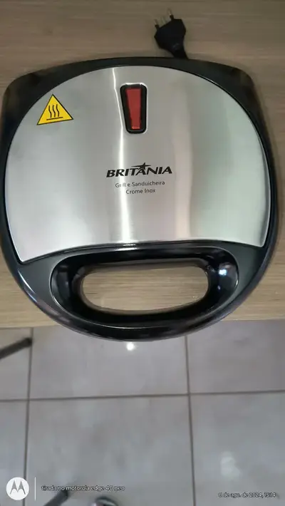 foto de Grill E Sanduicheira Crome Inox 750w Britânia