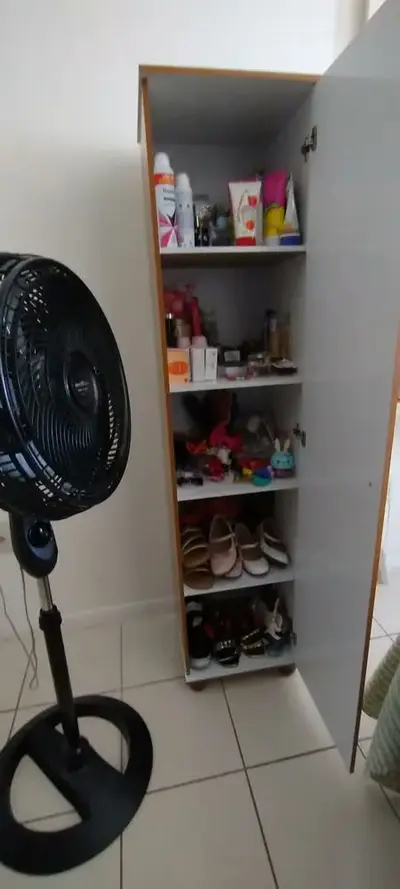 foto de Armário Sapateira Multiuso J&A Móveis Marrie Com Espelho 1 Porta Nature
