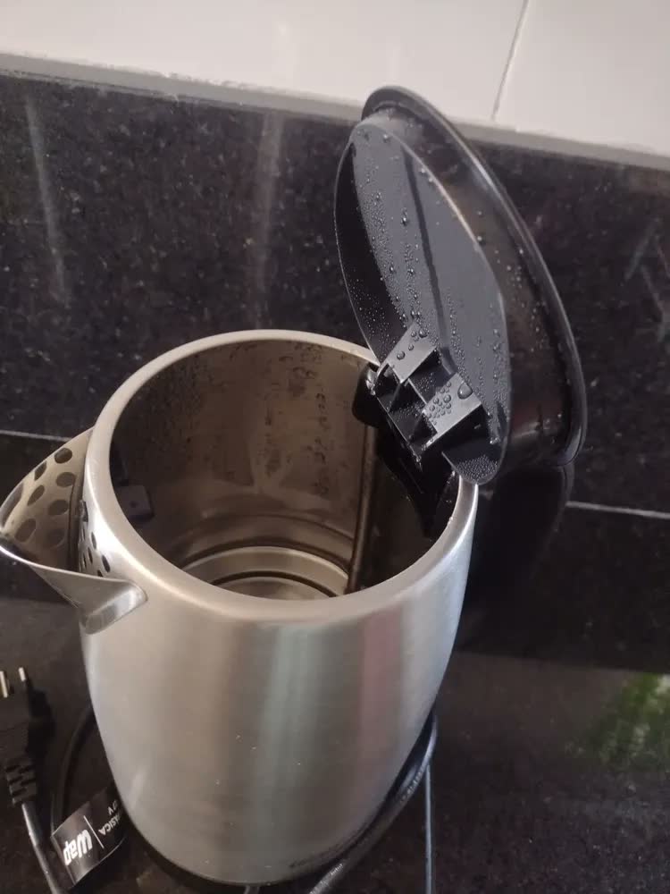 foto de Chaleira Elétrica WAP WCE1 Inox 1850W 1,7L com Indicador de Nível de Água