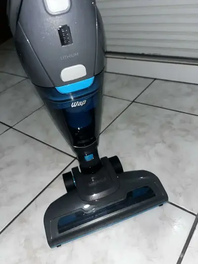 foto de Wap Eco Rápido Aspirador De Pó Vertical 700ml Bivolt