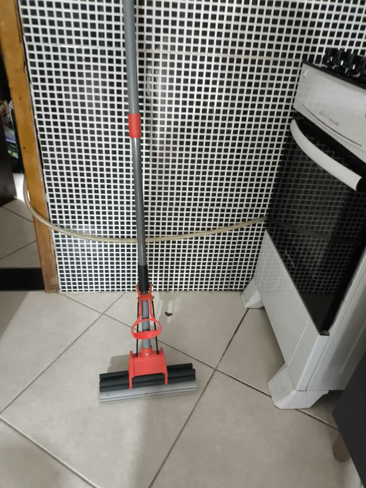 foto de Mop Limpeza Rodo Mágico Limpeza Geral Vassoura Mágica Lava e Seca