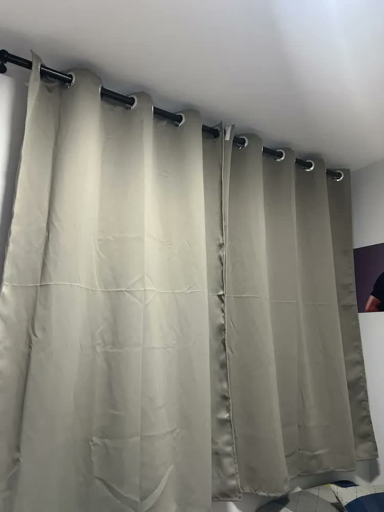 foto de Cortina Blackout 2x1,8m Gabi Pires Liso Para Quarto