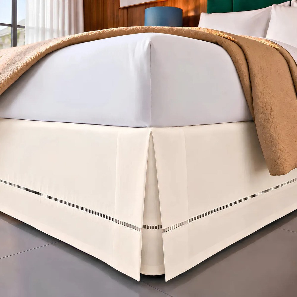 Saia Cama Box Queen size Percal 200 Fios Algodão Com Ponto Palito No Babado Luxo Palha