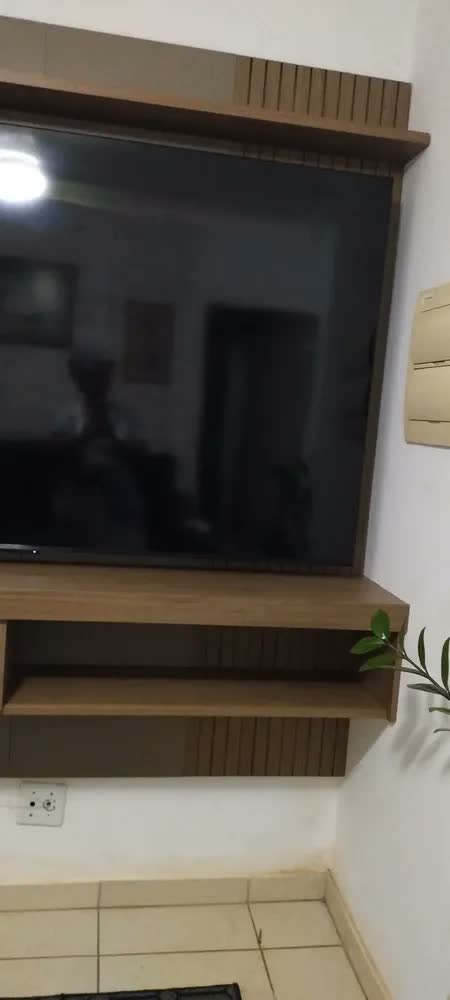 foto de Painel Para Tv Até 55 Polegadas Jade 1 Porta Ripado