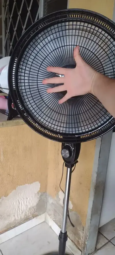 foto de Ventilador de Coluna 40cm Super Power VSP40C 6 Pás 3 Velocidades Mondial