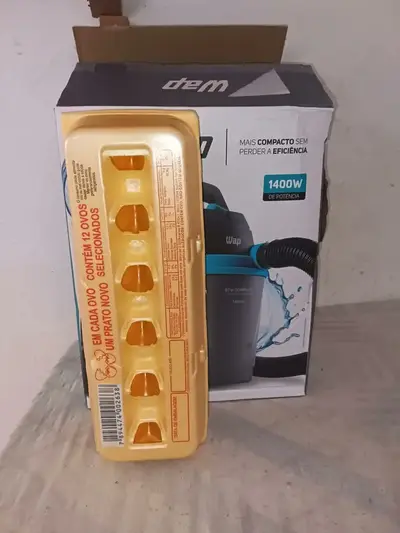 foto de Aspirador de água e pó portátil Wap GTW Compact 1400W