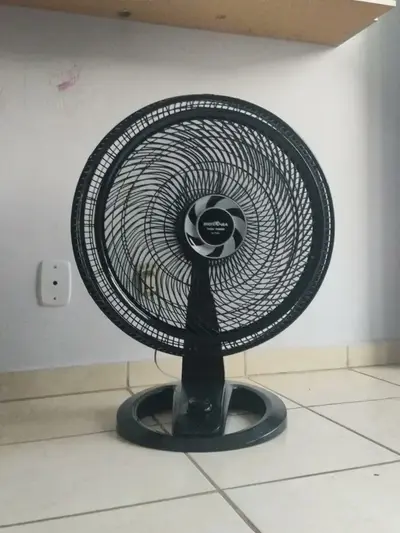 foto de Ventilador Bvt500 2 Em 1 Maxx Force 6 Pás 176w Britânia 60 Cm 60 Preto Plástico 6