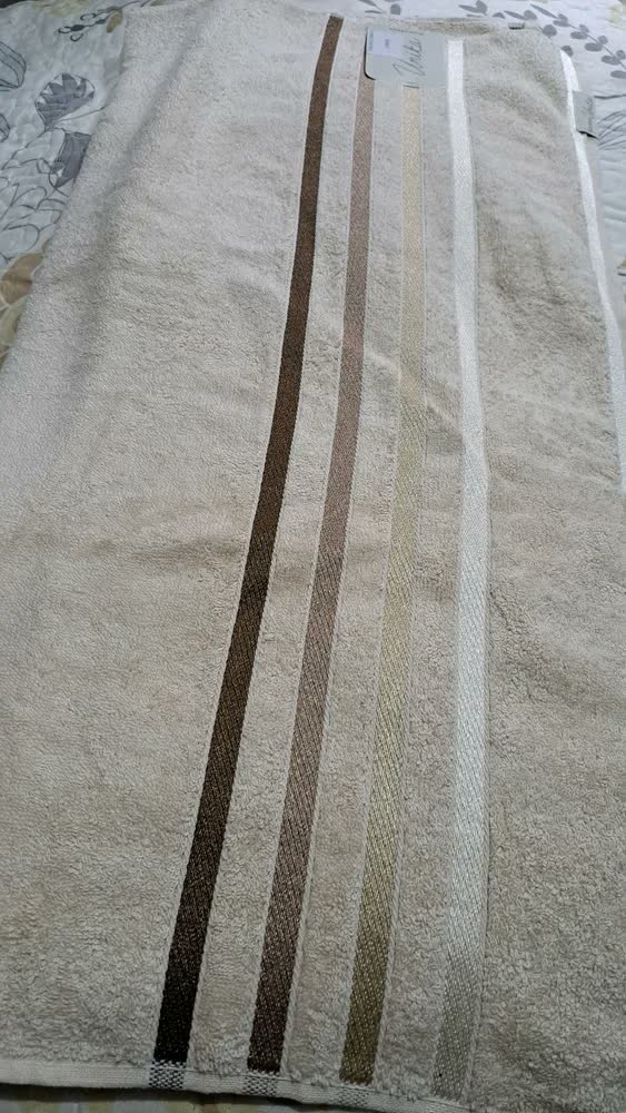 foto de Toalha Banho Lumina Fio Penteado Branco E Azul Karsten