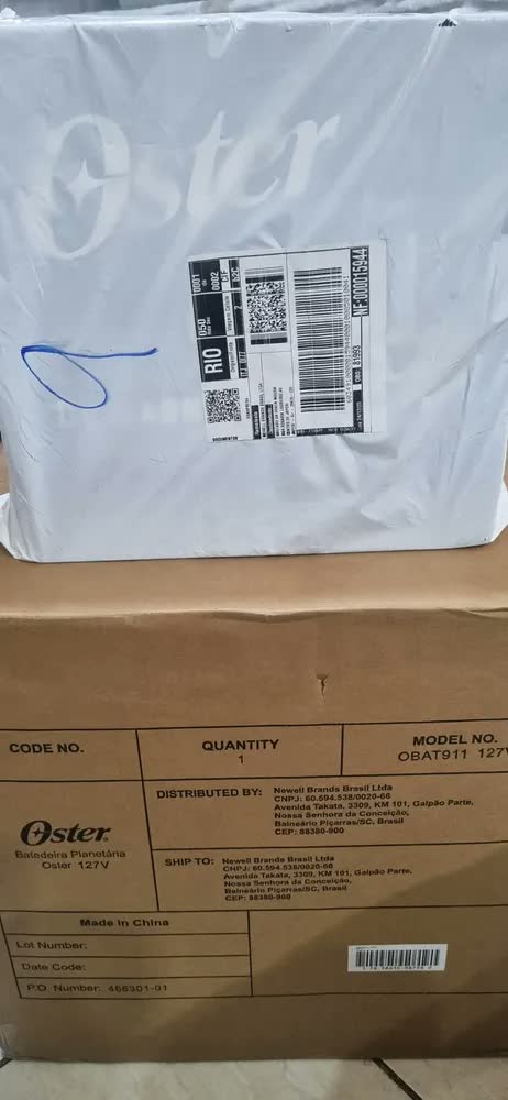 foto de Kit Batedeira Planetária Digital Com Moedor De Carne Oster