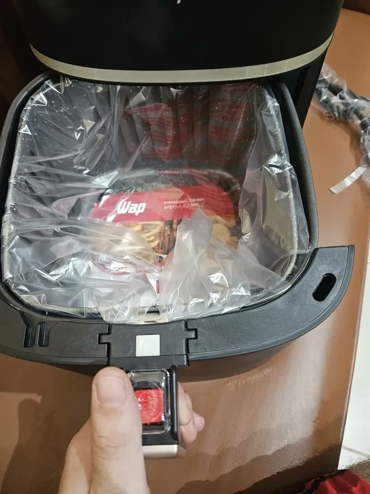 foto de Fritadeira Elétrica Fw009624 Air Fryer 7,1l Digital Wap Preto