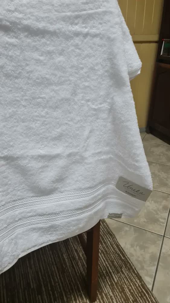 foto de Toalha De Banho Gigante Karsten Unika Algodão 86x150 Cor Branco