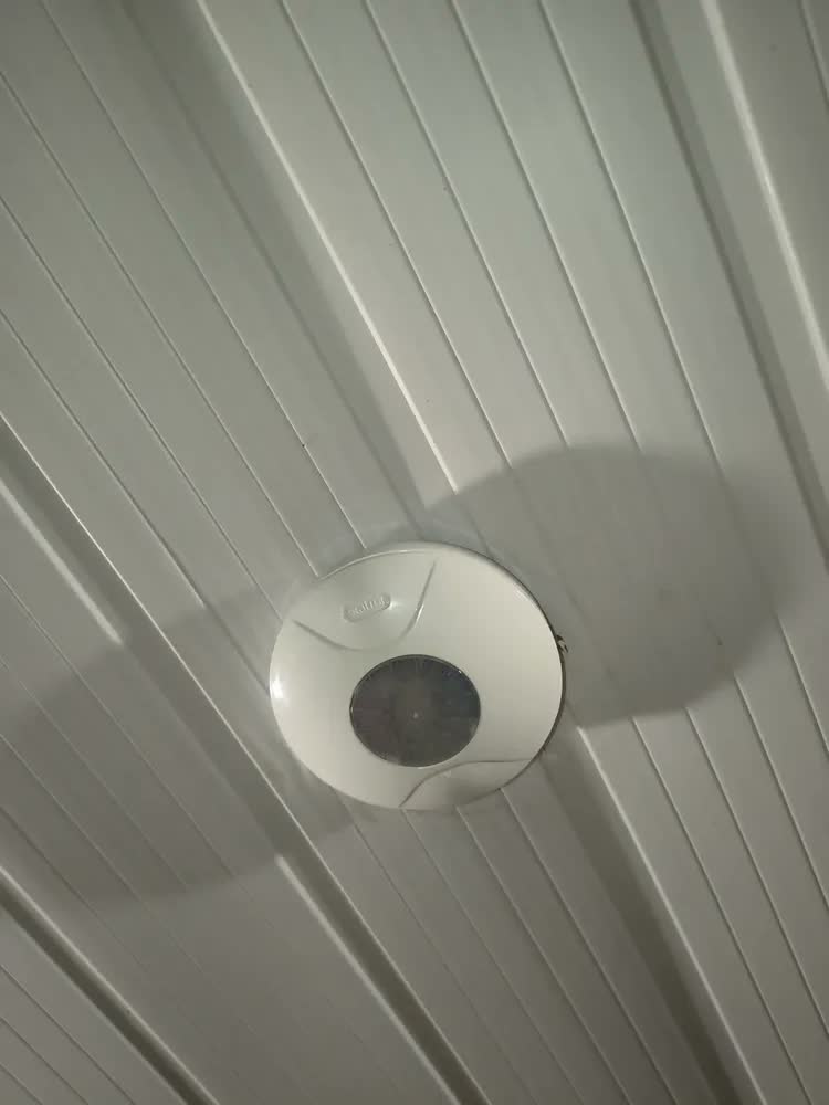 foto de Sensor de Presença Exatron Teto SPTONI Redondo Branco 360° 7m Fotocélula