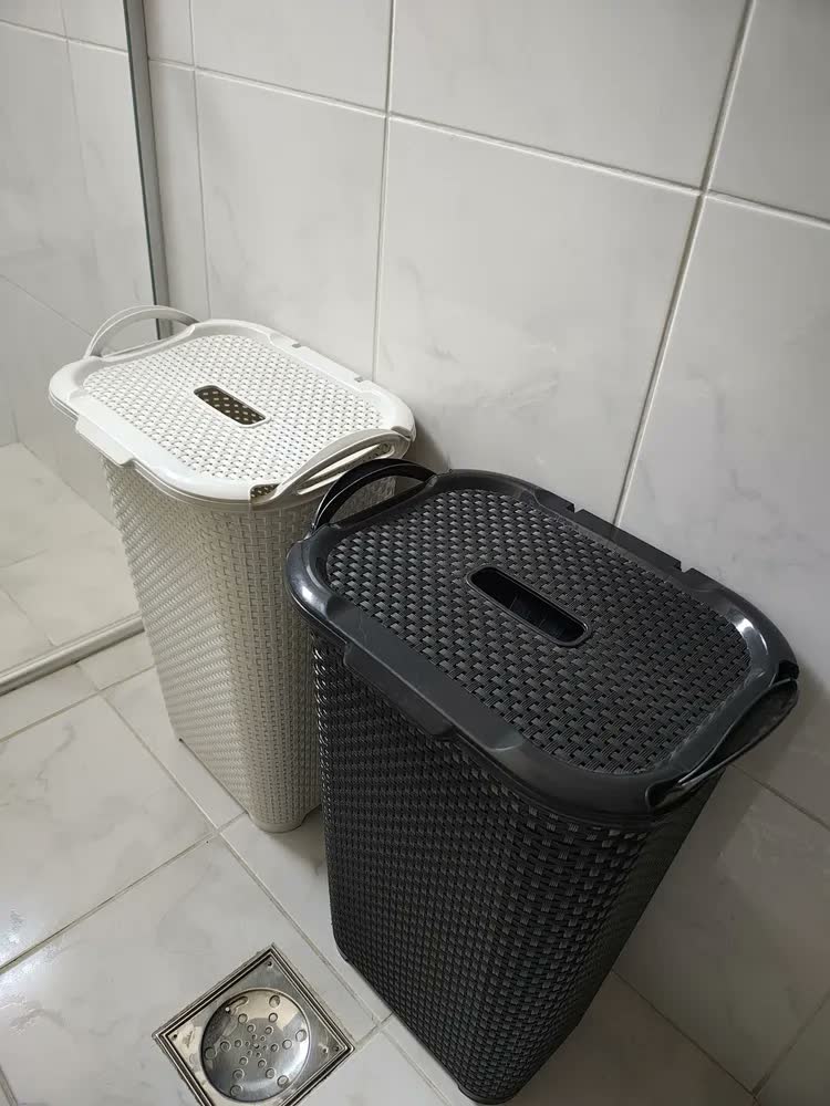 foto de Cesto De Roupas Multiuso Organizador Com Tampa Branco 50l