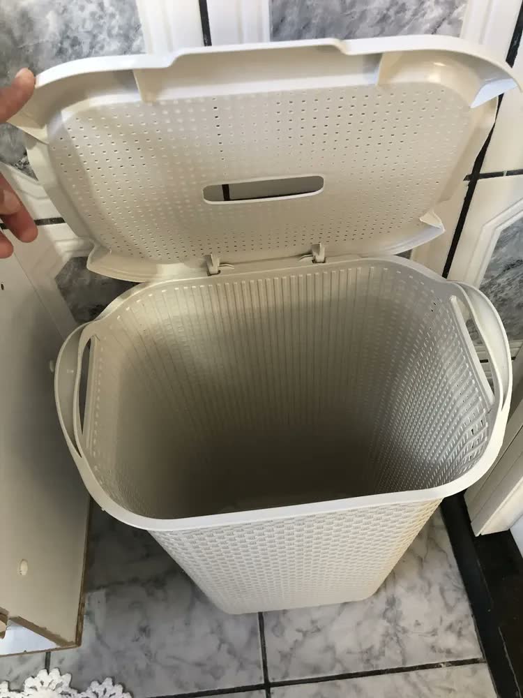 foto de Cesto De Roupas Multiuso Organizador Com Tampa Branco 50l