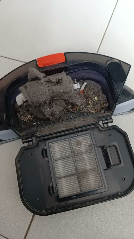 foto de Xiaomi Mi Robot Vacuum E10C preto 35W