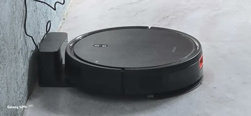 foto de Xiaomi Mi Robot Vacuum E10C preto 35W