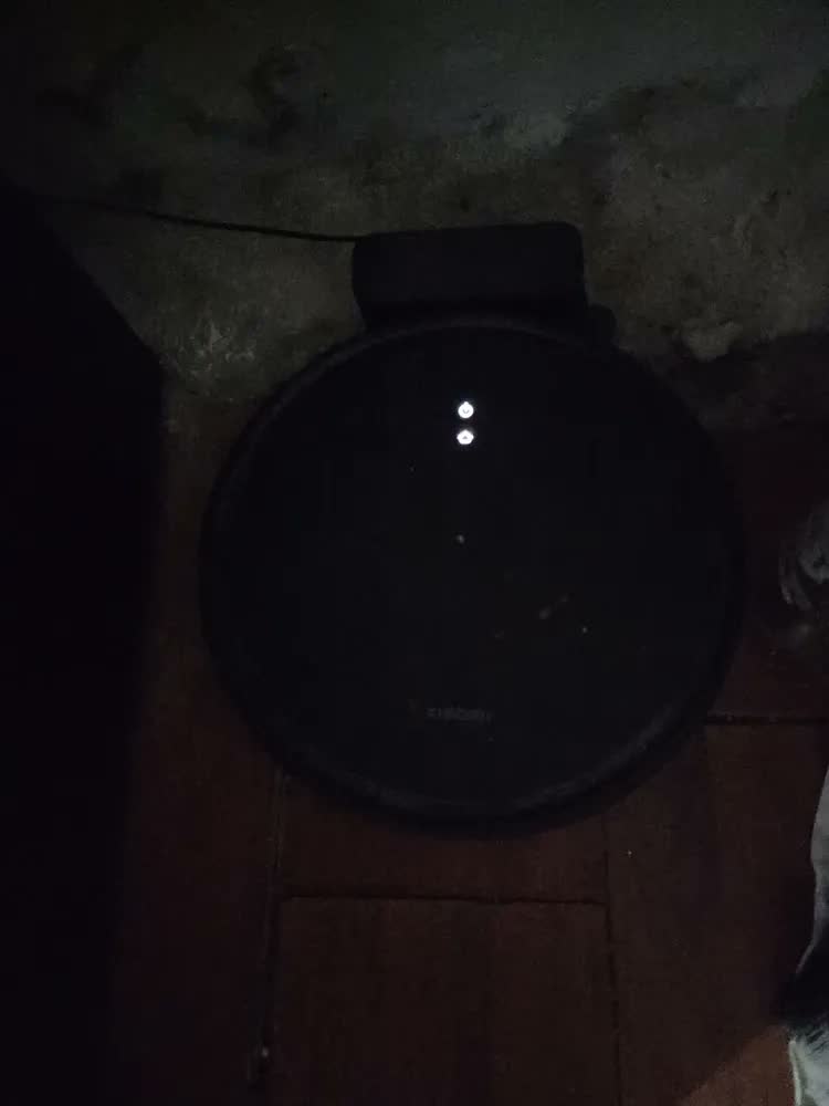 foto de Xiaomi Mi Robot Vacuum E10C preto 35W