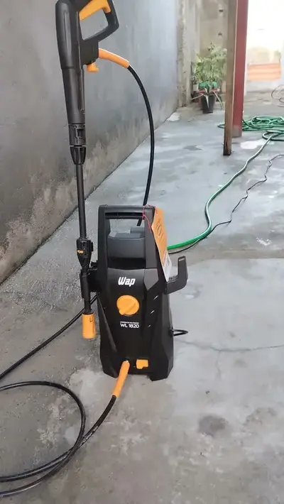 foto de Lavadora de Alta Pressão WAP WL 1820 com Stop Total, Jato Leque e Concentrado