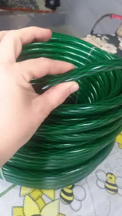 foto de Mangueira Jardim 50m Anti-torção Verde PVC CaeHome com Esguicho