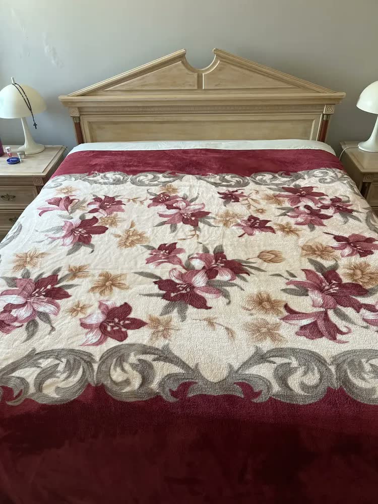 foto de Cobertor Jolitex Ternille Kyor Kyör plus casal cor carmim com design chamonix de 220cm x 180cm