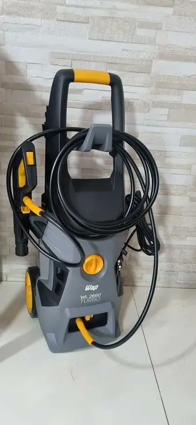 foto de Lavadora e Desobstruidora de Alta Pressão WAP WL 2660 Turbo Ultra 127V