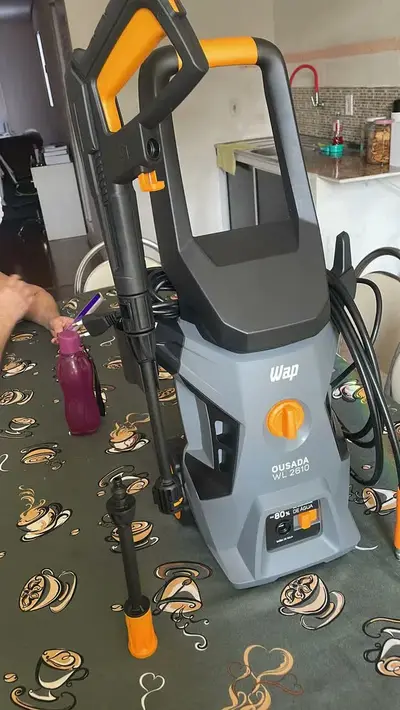 foto de Desobstruidora De Alta Pressão Wap Ousada Wl 2610 Ultra Frequência 60 Hz