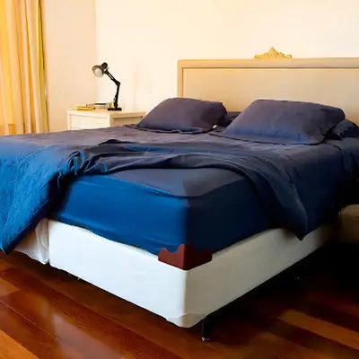 foto de Kantofix Cantoneira Marrom Para Fixar Colchão Em Cama Box Polipropileno