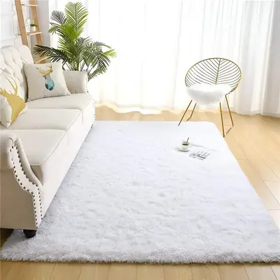 foto de Tapete 2x1,5 Sala Peludo Quarto Cores Variadas Cor Branco Desenho Do Tecido Pelo Alto