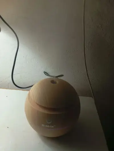foto de Umidificador e Difusor de Aromas Luatek Marrom-Claro USB Portátil