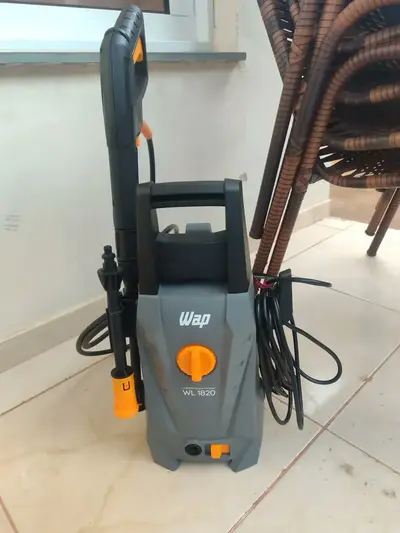 foto de Desobstruidora Lavadora Alta Pressão Wap Wl 1820 Black Cor Preto Frequência 60Hz