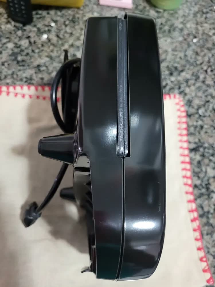 foto de Sanduicheira E Grill Britânia Bgr20 Chapas Antiaderentes 150 Cor Preto
