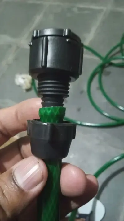 foto de Mangueira De Jardim 50m Metros Com Esguicho Trançada Reforçada Flexível 7/16 Anti Dobra Irrigação Quintal Poço Lavagem Durável Marqs Home