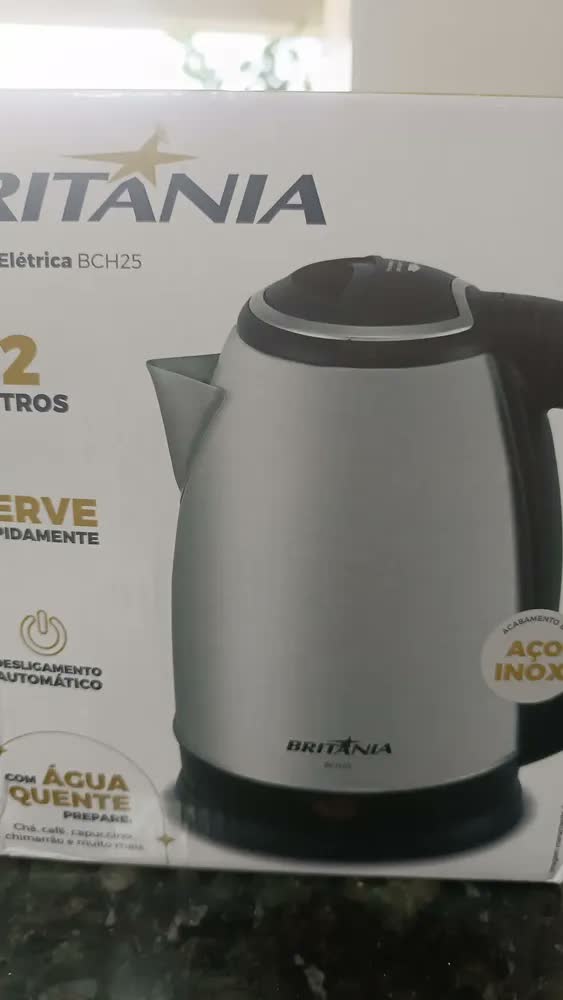 foto de Chaleira Elétrica Britânia Bch25 2l Inox Cor Prata