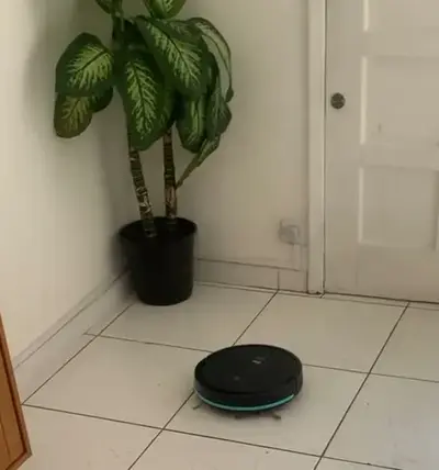 foto de Robô Aspirador de Pó WAP ROBOT W400 Autorrecarga e Controle
