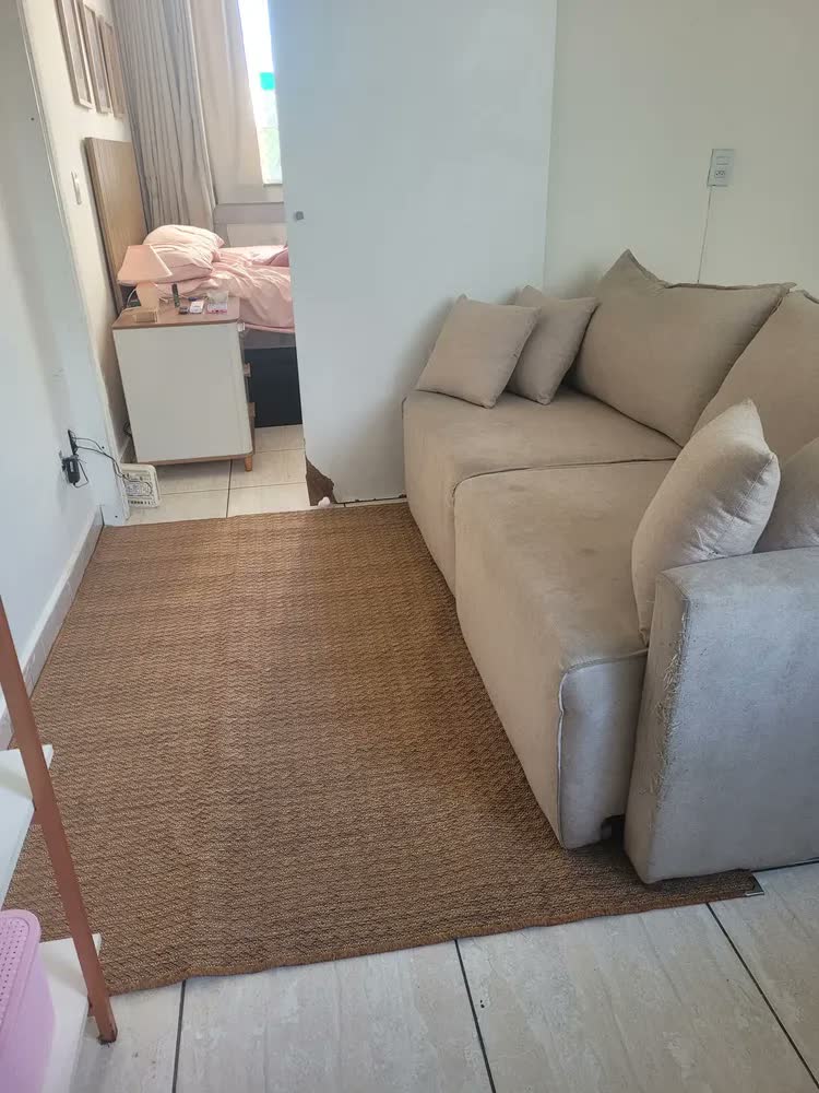 foto de Tapete Sala Não Escorrega Sisal 2,00x1,50 Limpa Fácil cor bege-marrom
