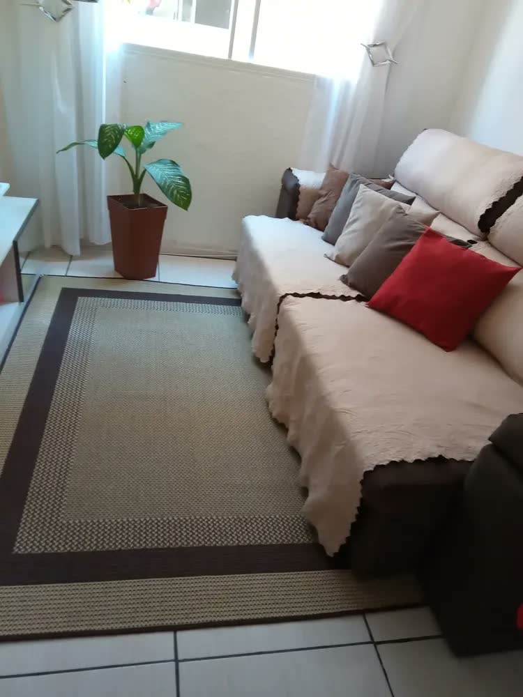 foto de Tapete Sala Não Escorrega Sisal 2,00x1,50 Limpa Fácil cor bege-marrom