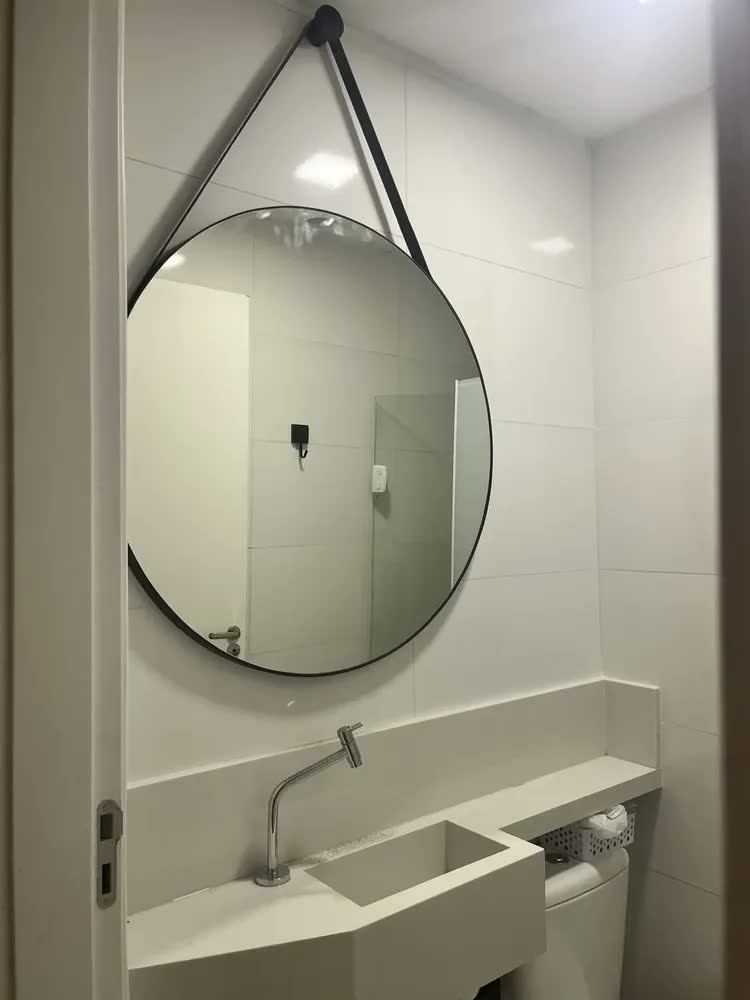 foto de Espelho Decorativo 80cm Para Salão De Beleza Alça + Suporte Moldura Preto
