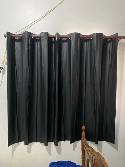 foto de Cortina Blackout De Pvc 2,20m X 1,30m Preto Corta Luz