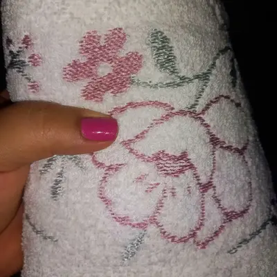 foto de Toalha De Banho Karsten Yuna 100% Algodão Barra Floral Macia