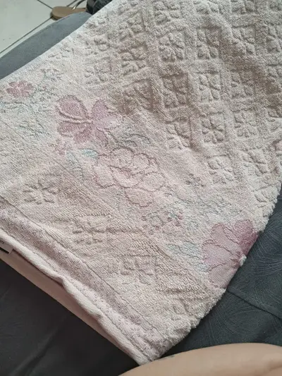foto de Toalha De Banho Karsten Yuna 100% Algodão Barra Floral Macia