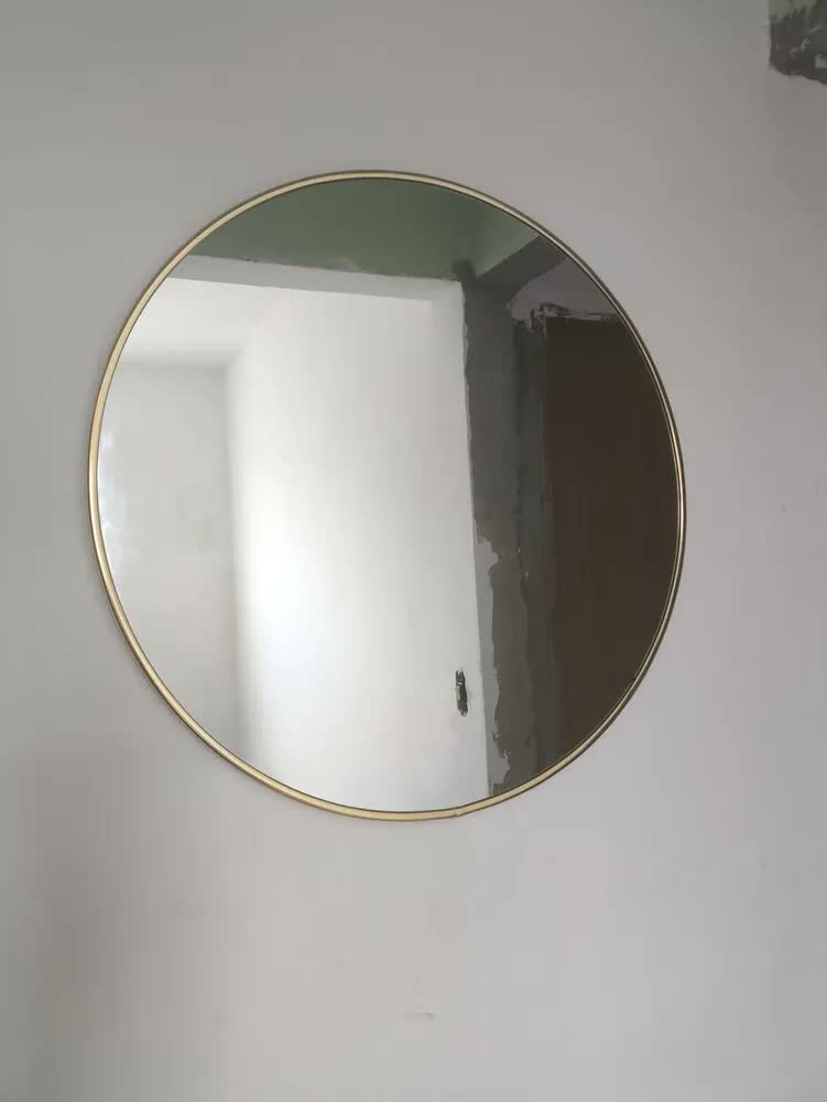 foto de Espelho Redondo Grande Com Moldura Dourada Lavabo Sala 60cm