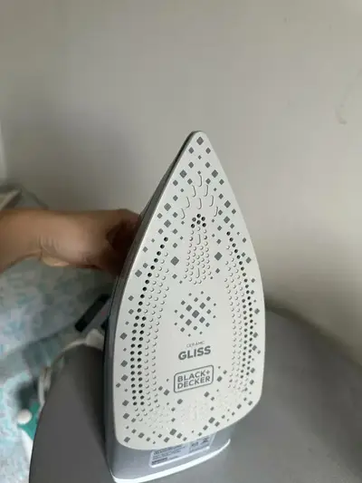 foto de Ferro De Passar A Vapor Black+decker Fx3100 Com Base Antiaderente