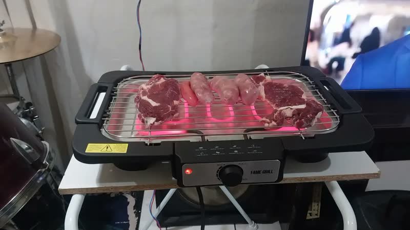 foto de Churrasqueira Elétrica Portátil Grande Fame