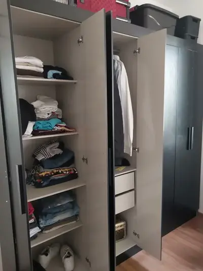 foto de Guarda Roupa Casal Lisboa 8 Portas 4 Gavetas