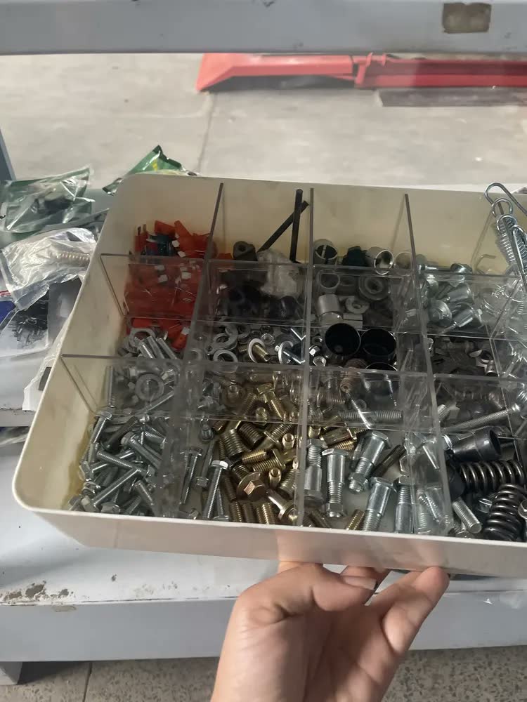 foto de Caixa Organizadora Grande C/ Divisórias E Tampa Transparente